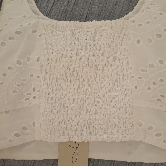 Women's white Joie crop top - Picture 5 of 8